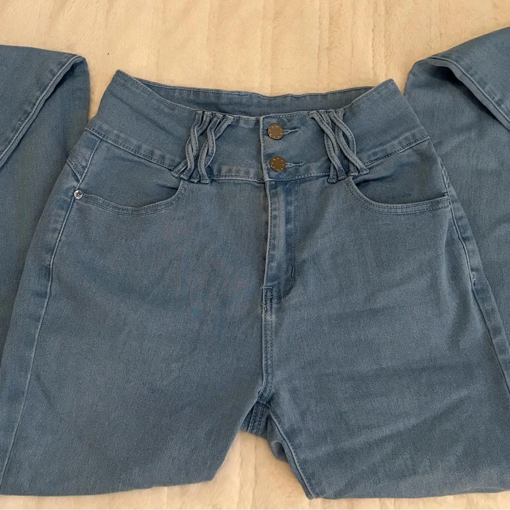 All Americana Blue Women's Jeans - Picture 5 of 9